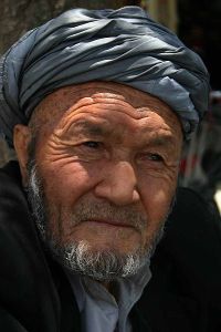 400px-Hazara_oldman